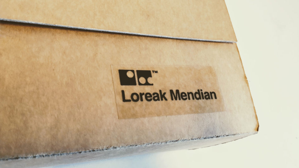 Loreak Mendian diseño packgaging: foto detalle